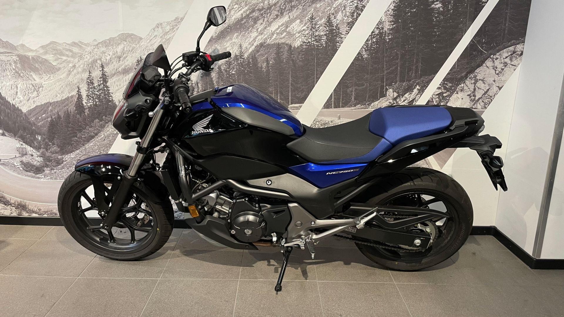 Buy Motorbike Pre Owned Honda Nc 750 Sa Moto Loisirs Sa Lausanne Id