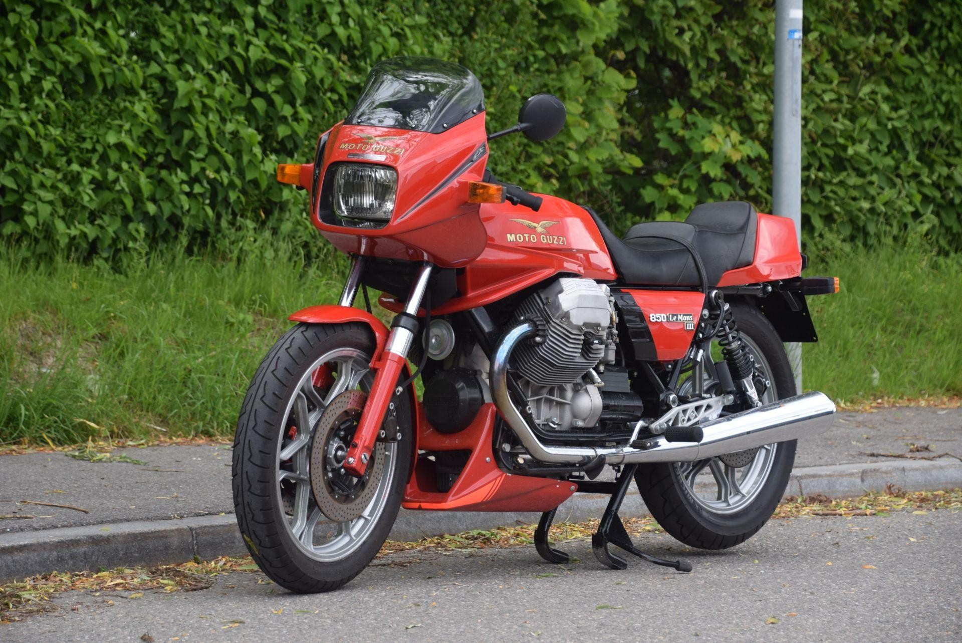 Motorrad Oldtimer kaufen MOTO GUZZI 850 Le Mans III ...
