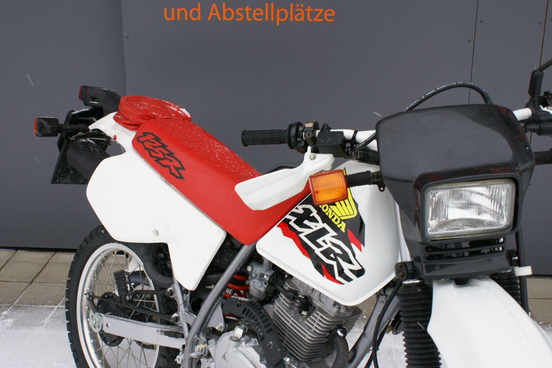 Motorrad Occasion Kaufen Honda Xlr 125 R Swiss Moto Bike Ag Seewen Id