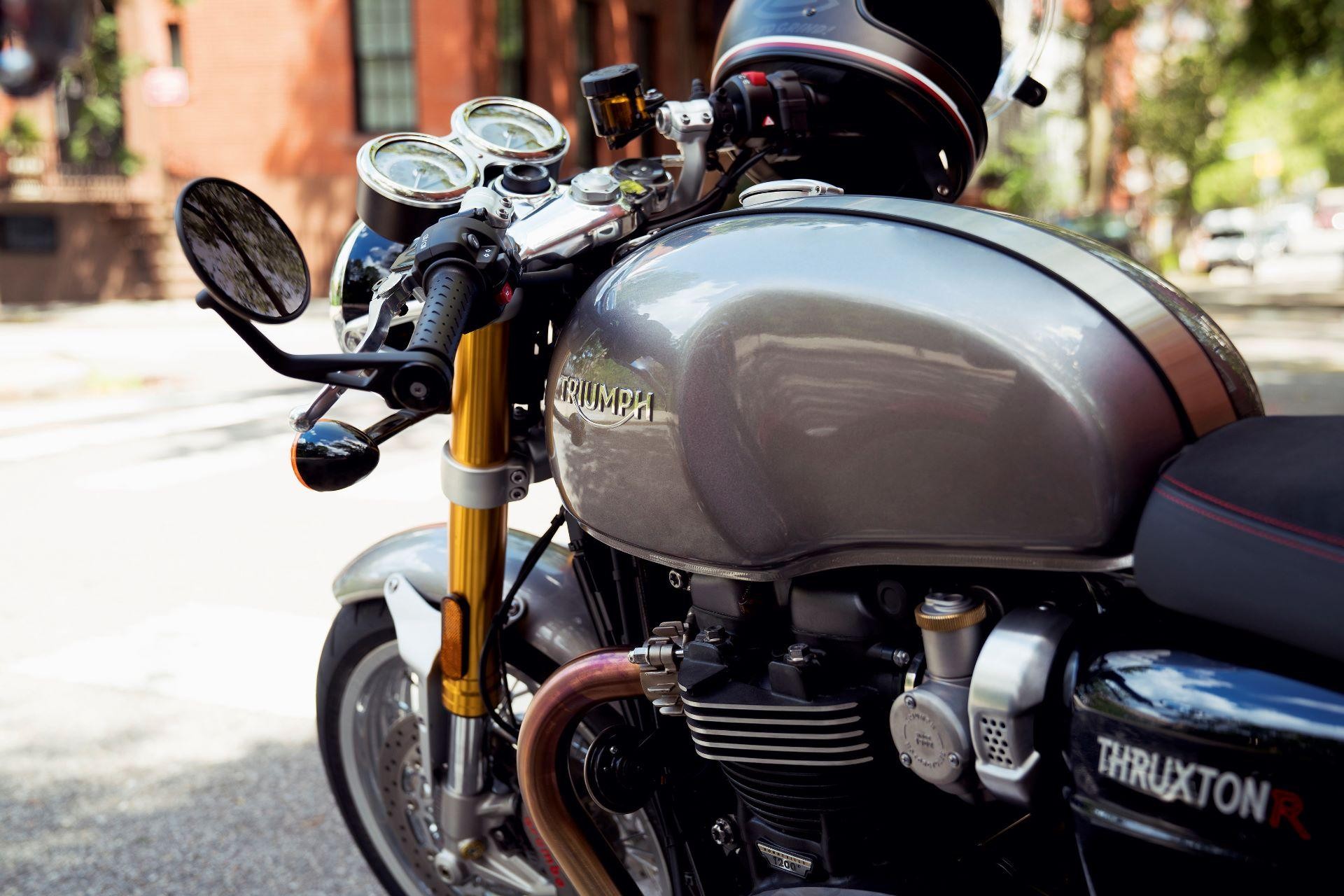 Triumph Thruxton 1200r Cafe