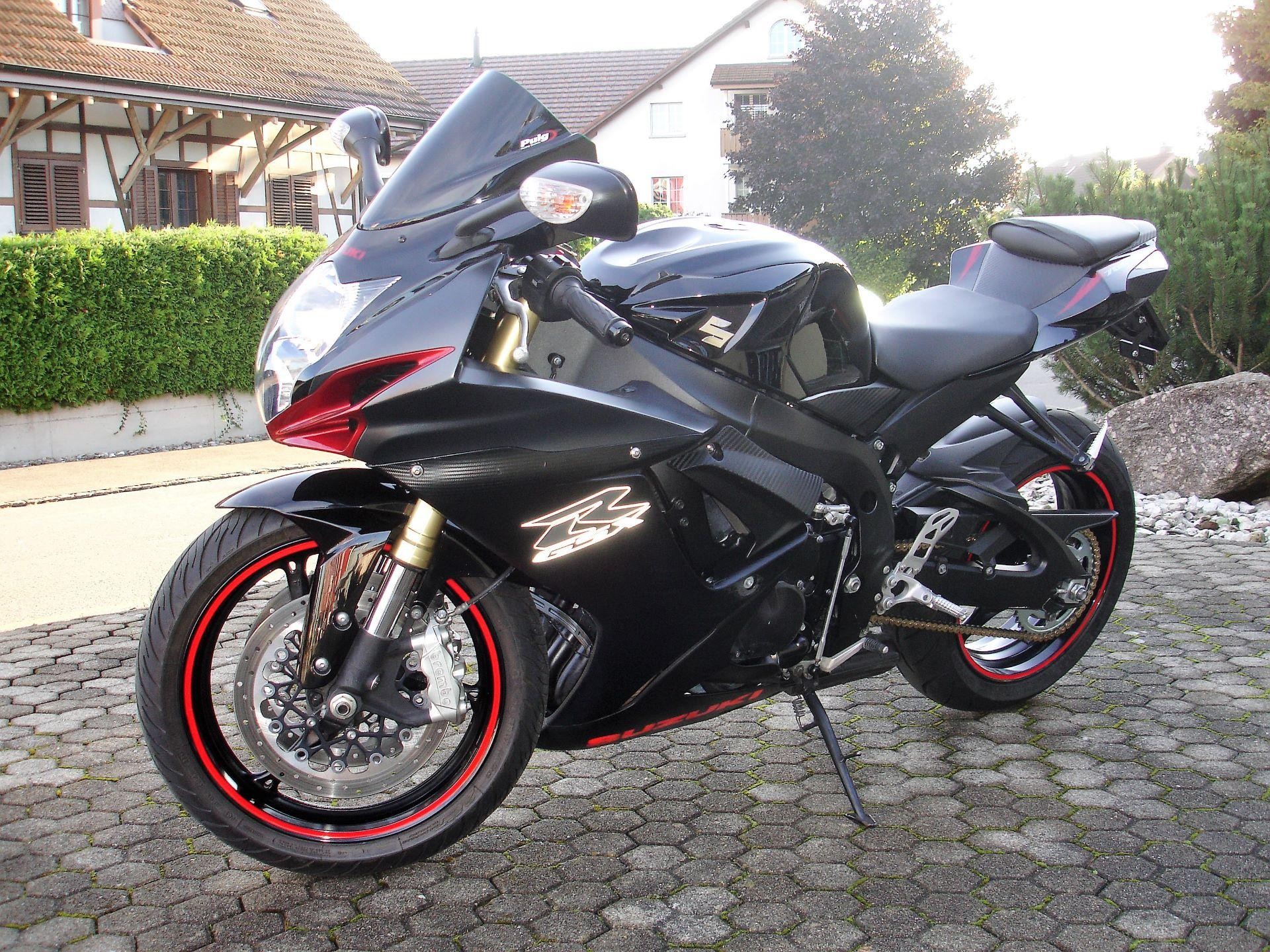 Motorrad Occasion  kaufen SUZUKI  GSX R  750  Moto West 