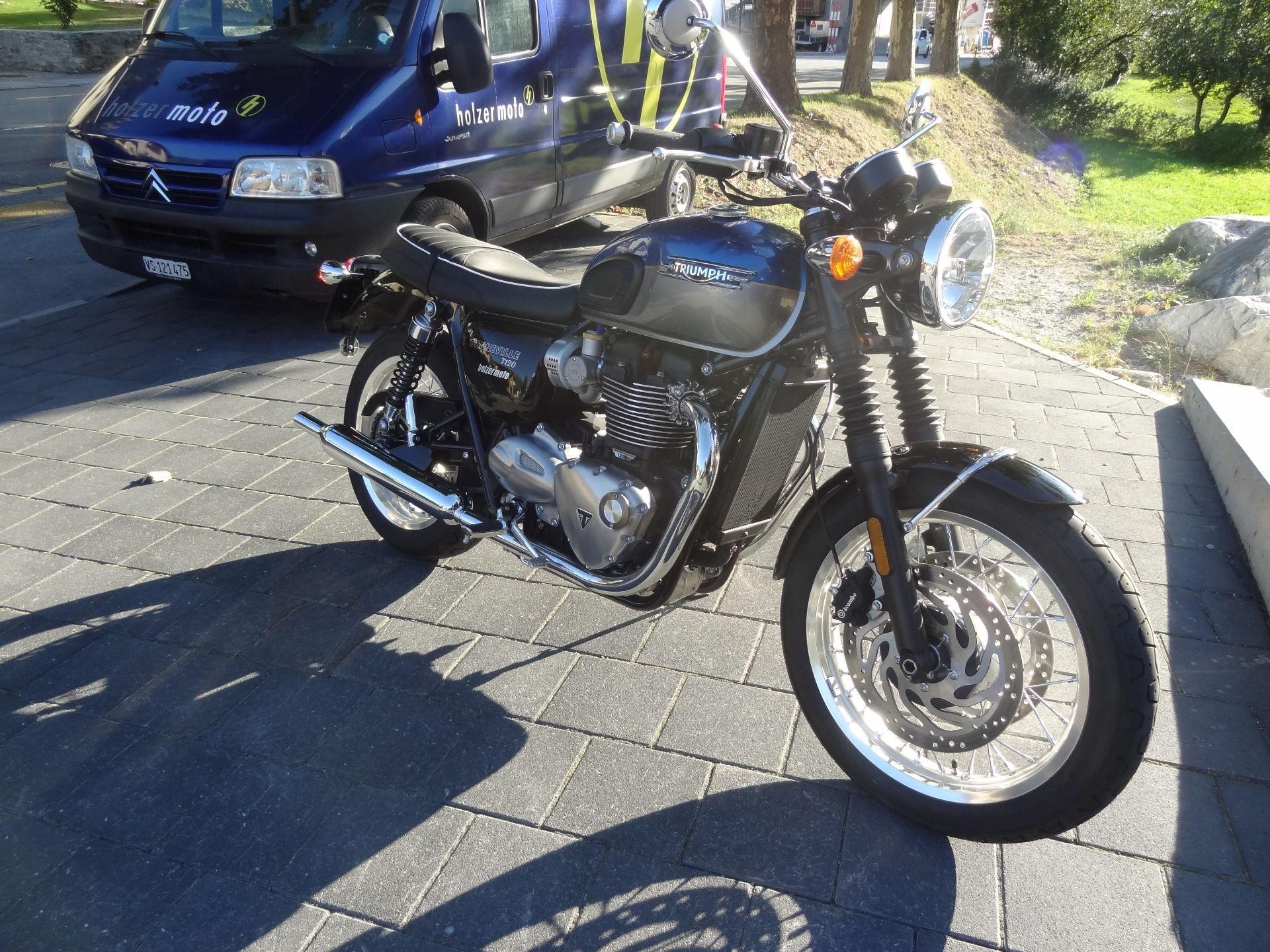 Motorrad Occasion kaufen TRIUMPH Bonneville T120 1200 Holzer Motos AG Glis