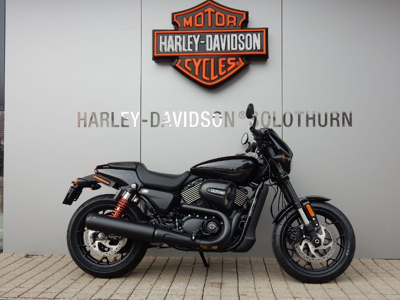 Motorrad mieten HARLEY DAVIDSON Street Rod 750 Arni Harley 