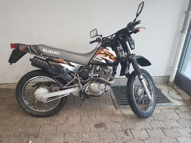 Motorrad Occasion kaufen SUZUKI DR 125 SE Lüdi Motos AG ...